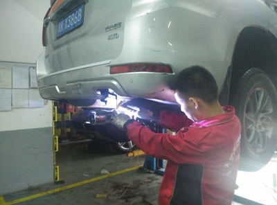 長城哈弗H9安裝臺灣龍卷風(fēng)渦流動力節(jié)油升級系統(tǒng)收工!真正讓您實現(xiàn),2.0的車擁有2.4的動力卻只用1.8的油耗! - 天澤汽車服務(wù)連鎖 - 美容裝飾服務(wù) - 風(fēng)行天下